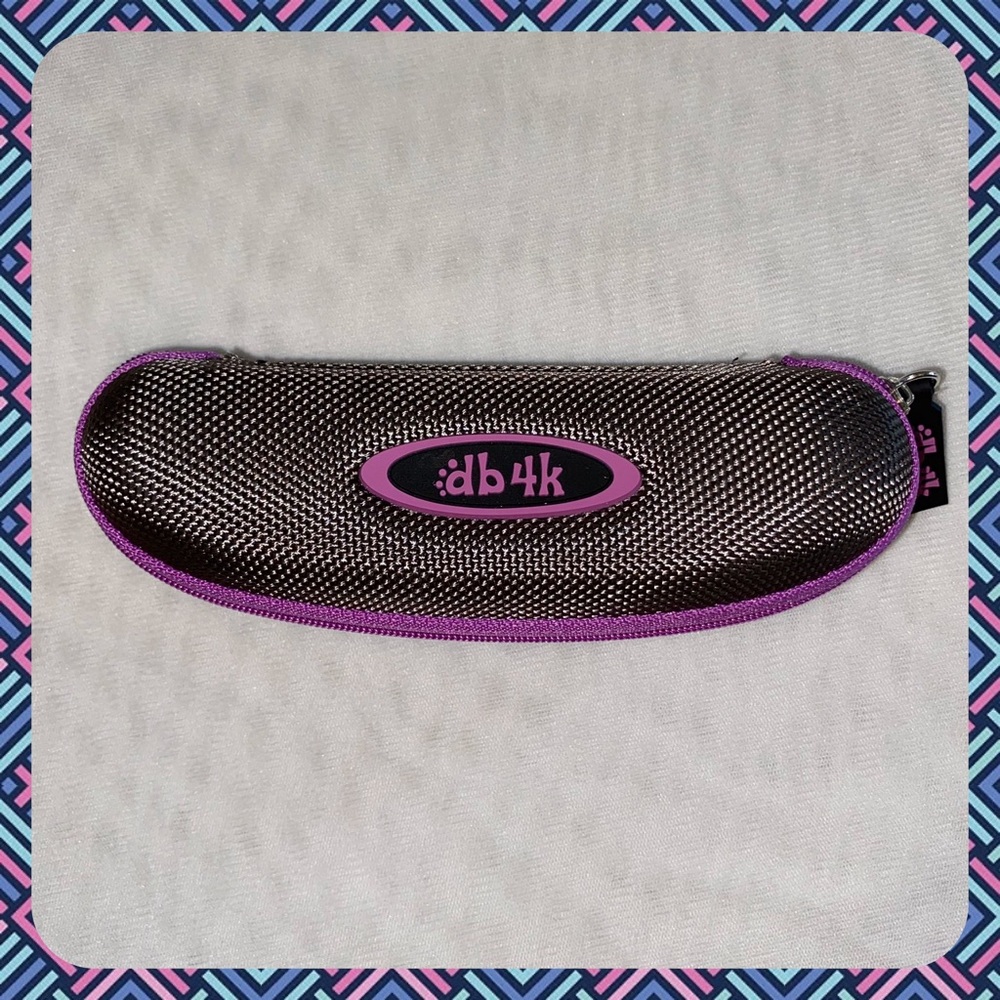 New db4k Glasses Case